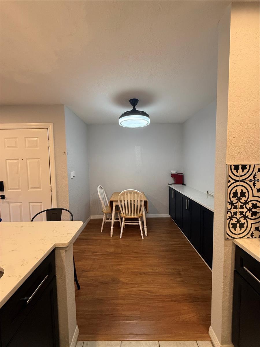 Image 10 of 23 For 1400 Gandy Boulevard N 703