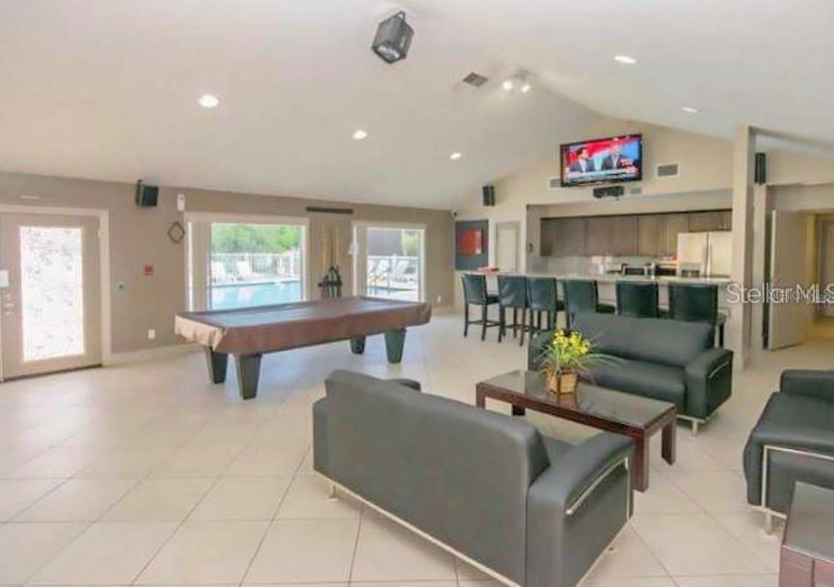 Image 20 of 23 For 1400 Gandy Boulevard N 703