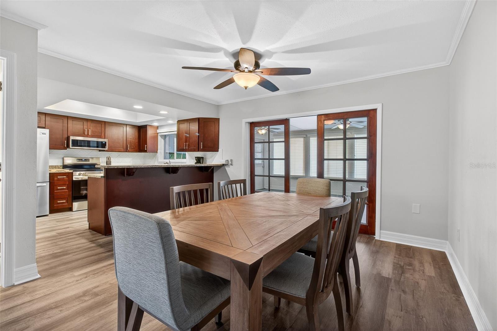 Image 10 of 34 For 6660 Cape Hatteras Way Ne 2