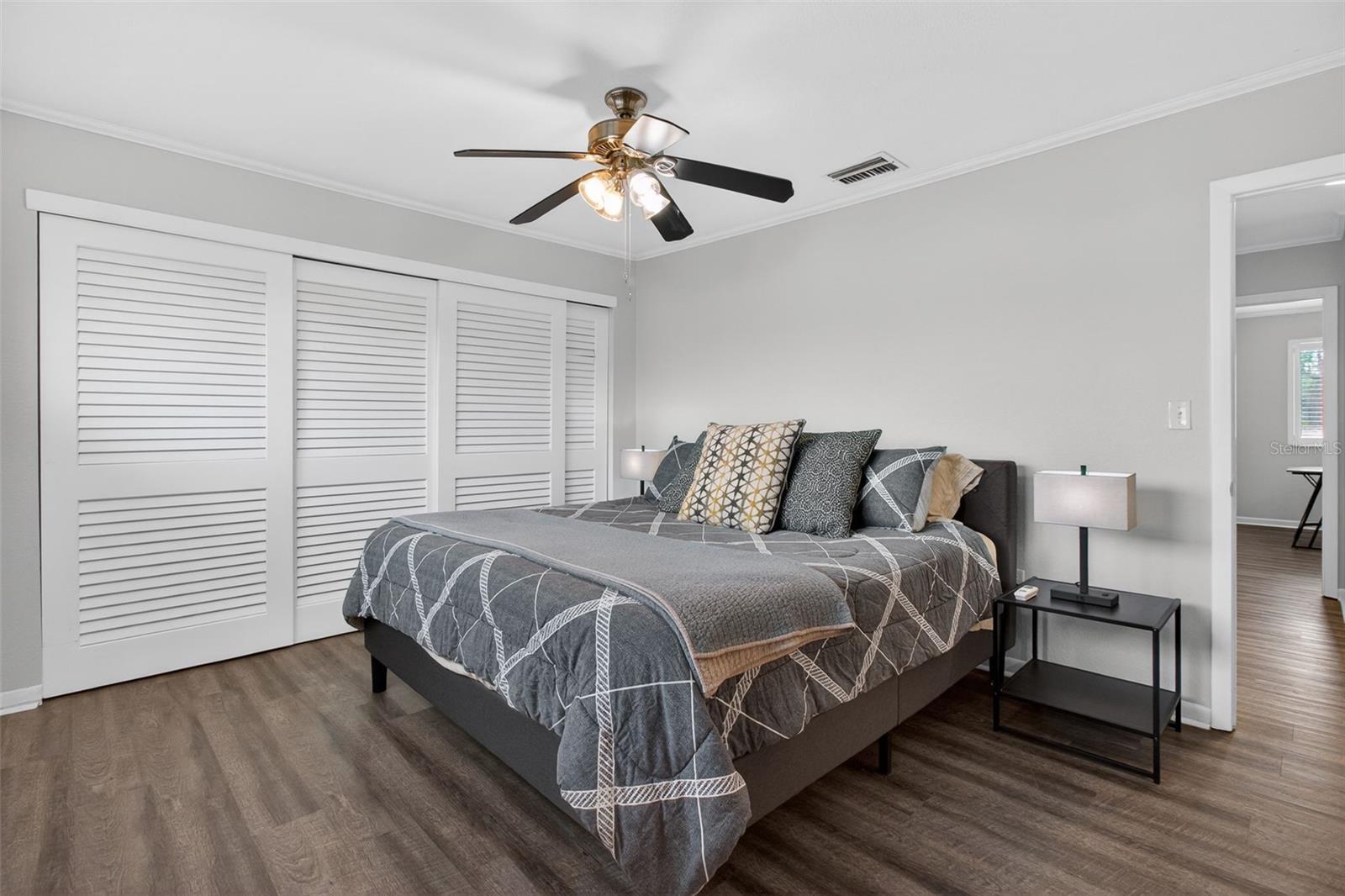 Image 21 of 34 For 6660 Cape Hatteras Way Ne 2