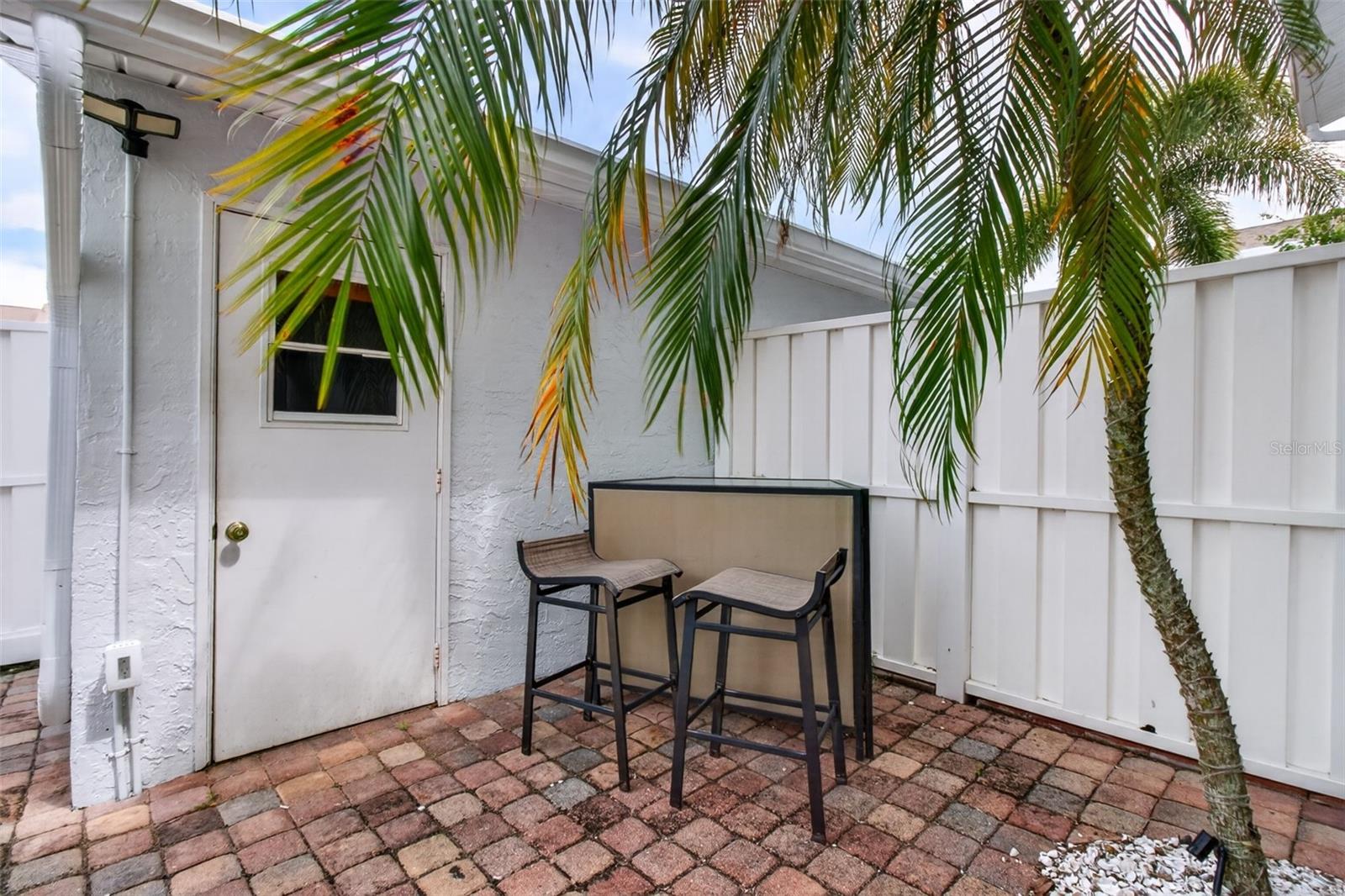 Image 4 of 34 For 6660 Cape Hatteras Way Ne 2
