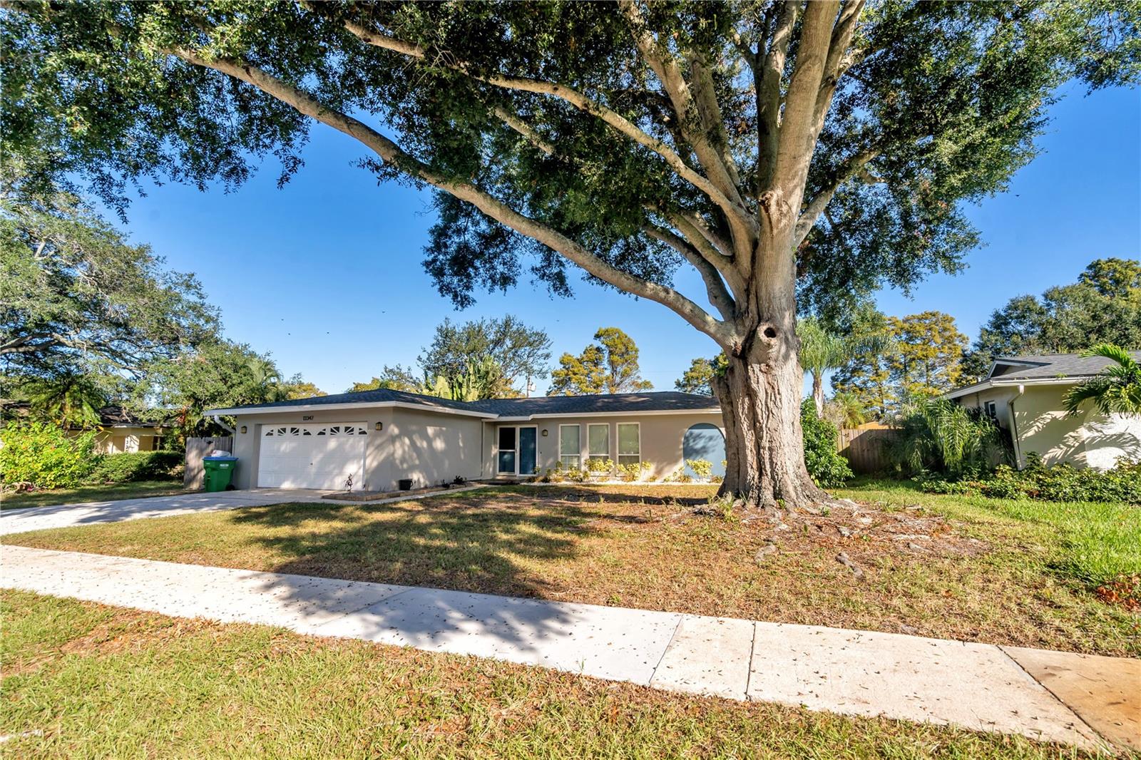 Image 62 of 93 For 13347 88th Place