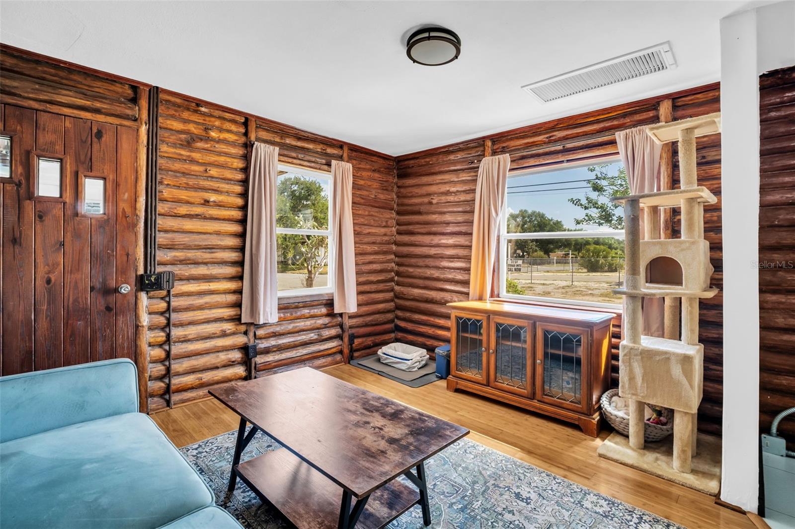 Image 14 of 38 For 2600 26th Avenue N