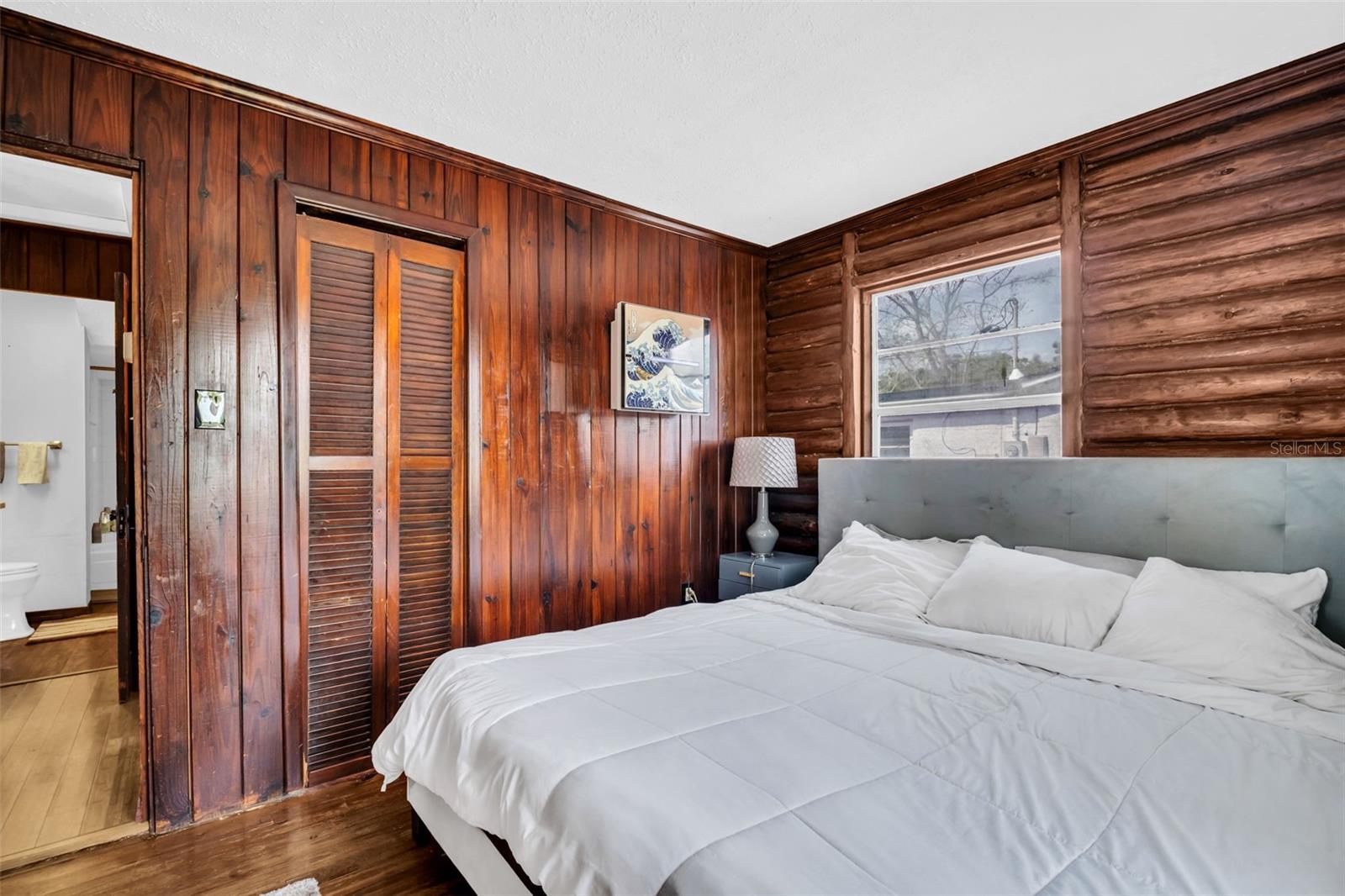 Image 23 of 38 For 2600 26th Avenue N