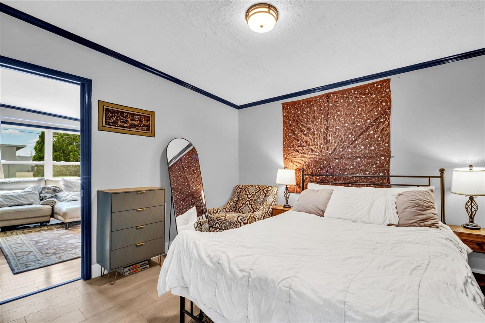 Image 8 of 38 For 2600 26th Avenue N