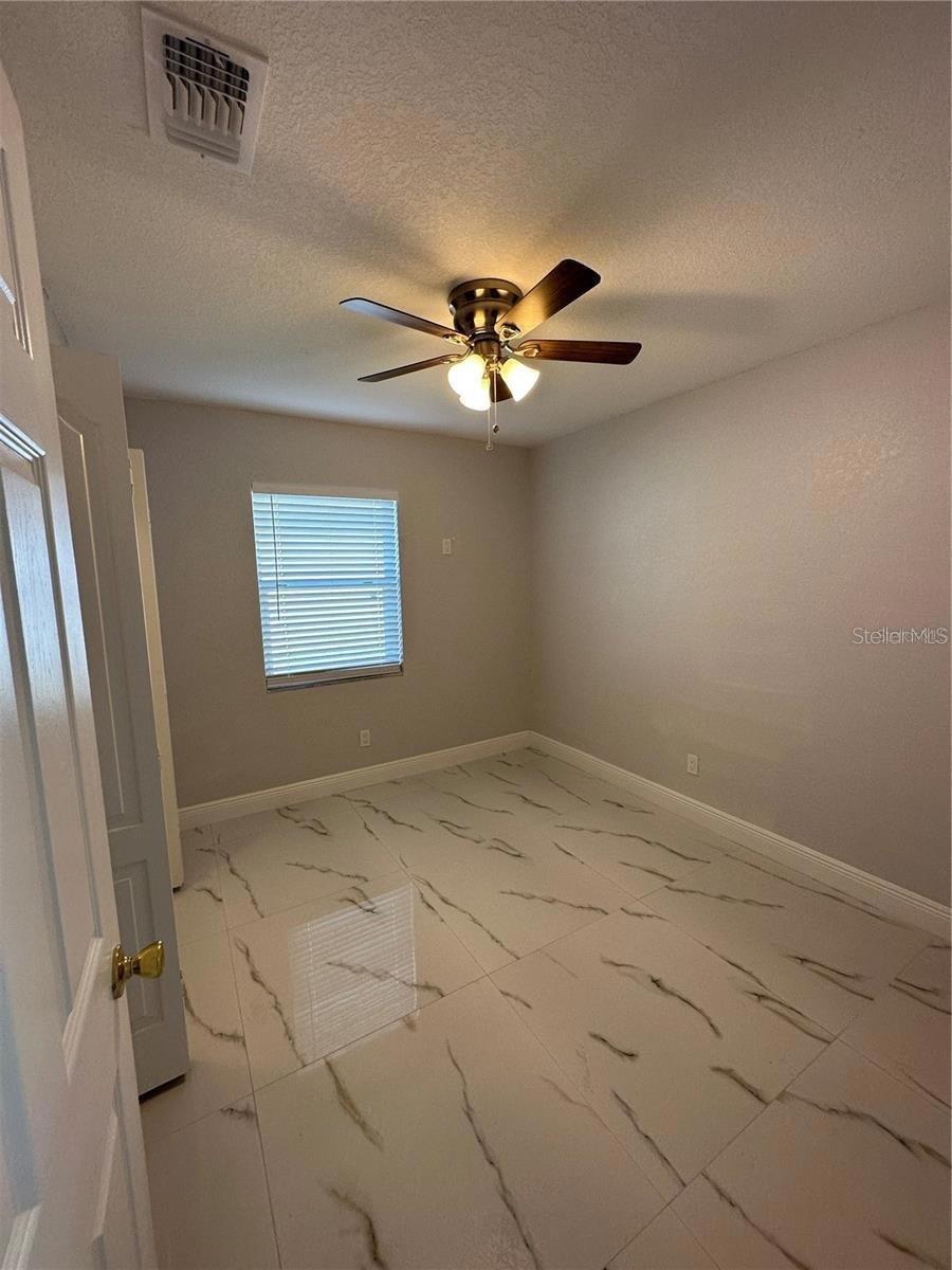 Image 9 of 10 For 7813 Lakeshore Drive A