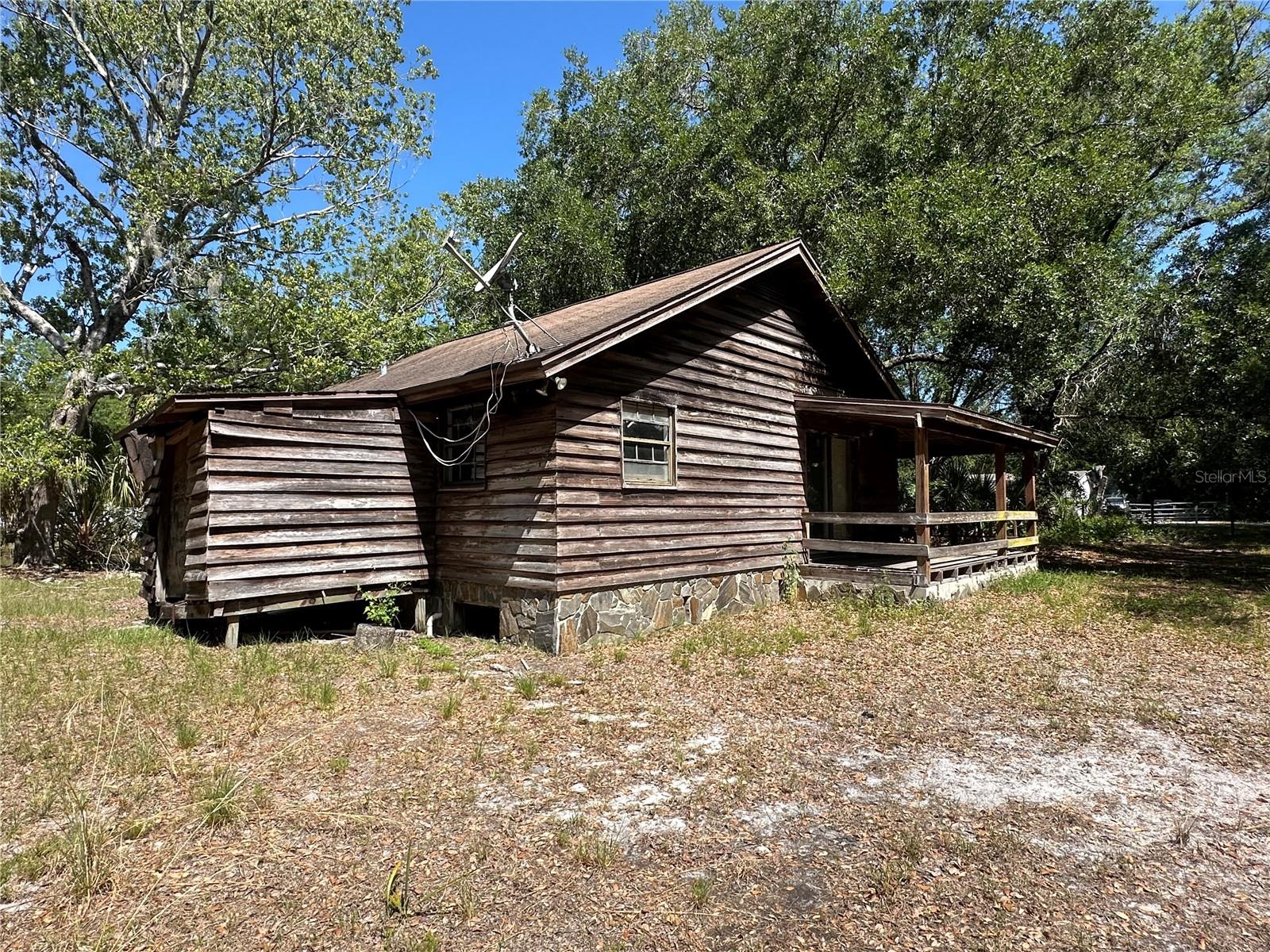 Image 9 of 22 For 26314 Glenwood Drive