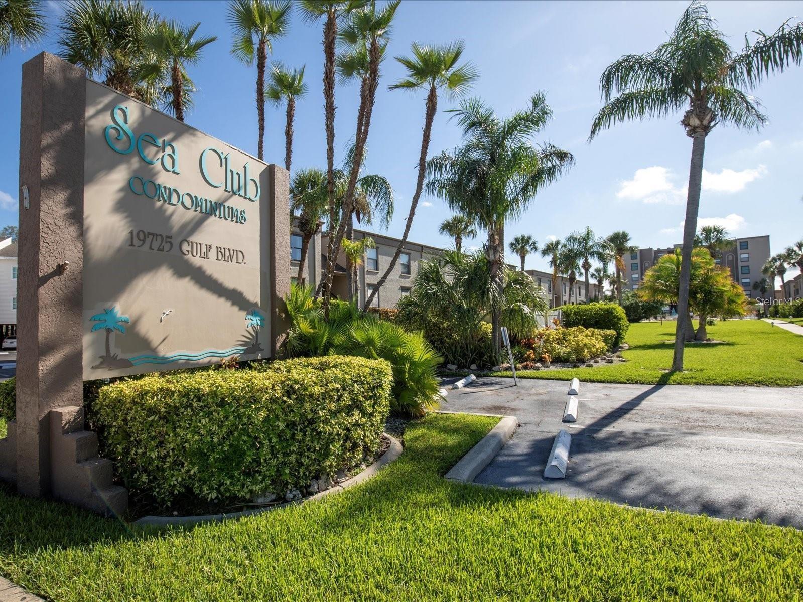 Image 26 of 30 For 19725 Gulf Boulevard 43