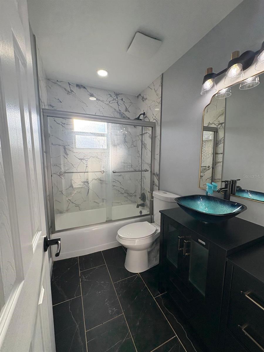 Image 17 of 20 For 14347 Delmar Street