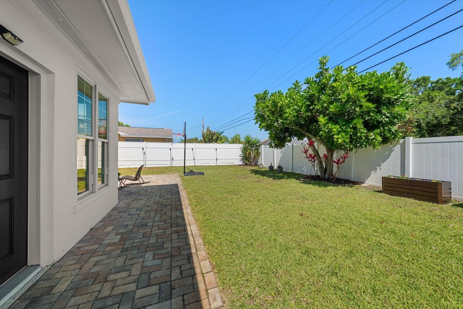 Image 28 of 31 For 13497 100th Avenue