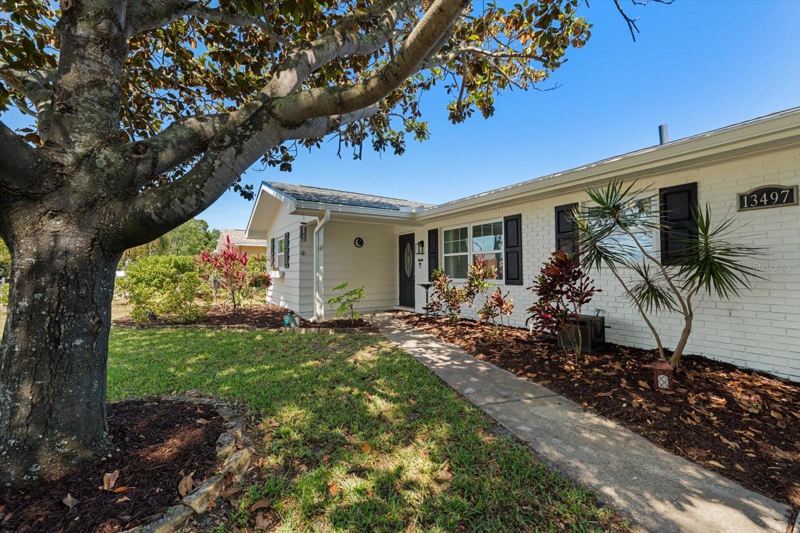 Image 4 of 31 For 13497 100th Avenue