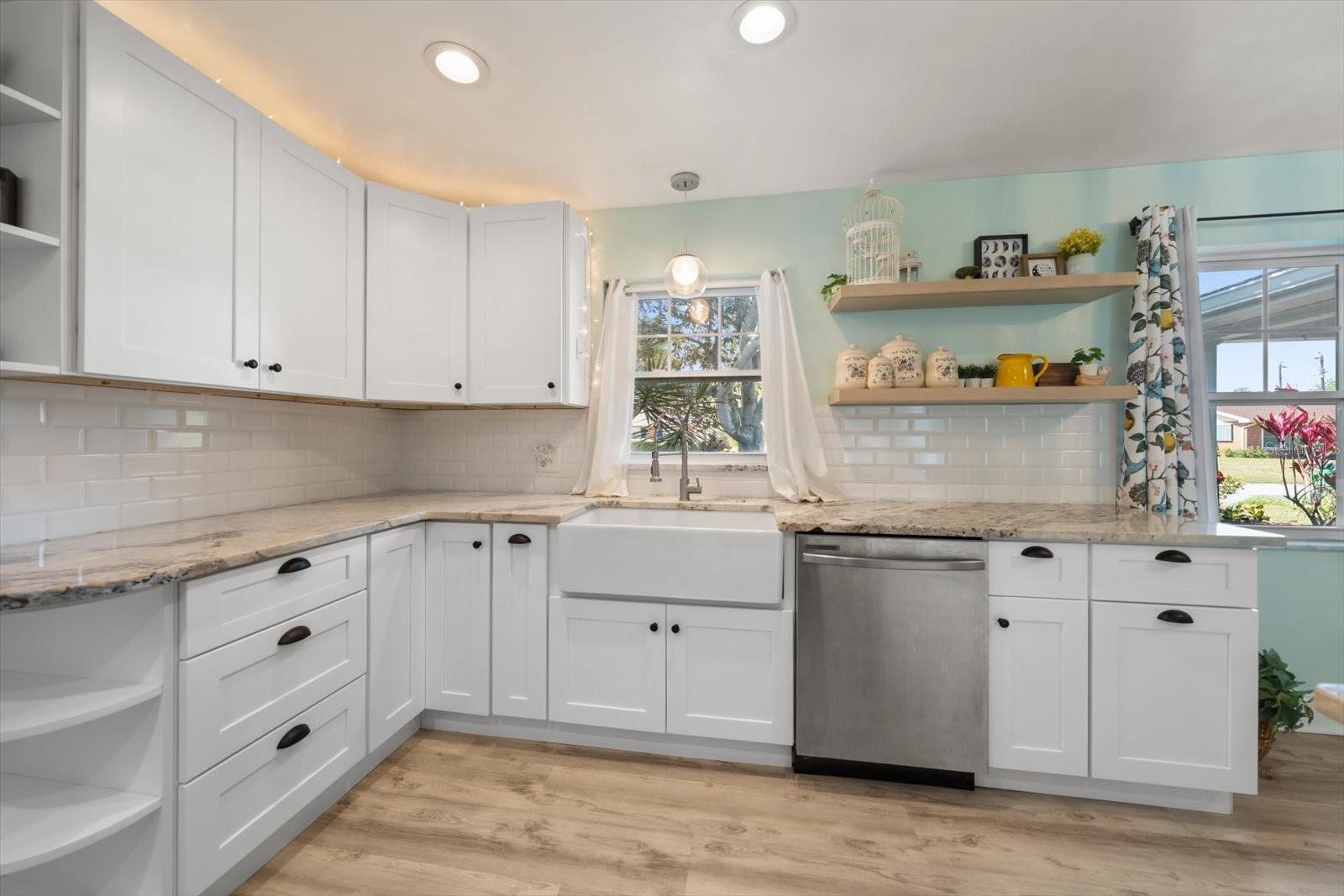 Image 9 of 31 For 13497 100th Avenue