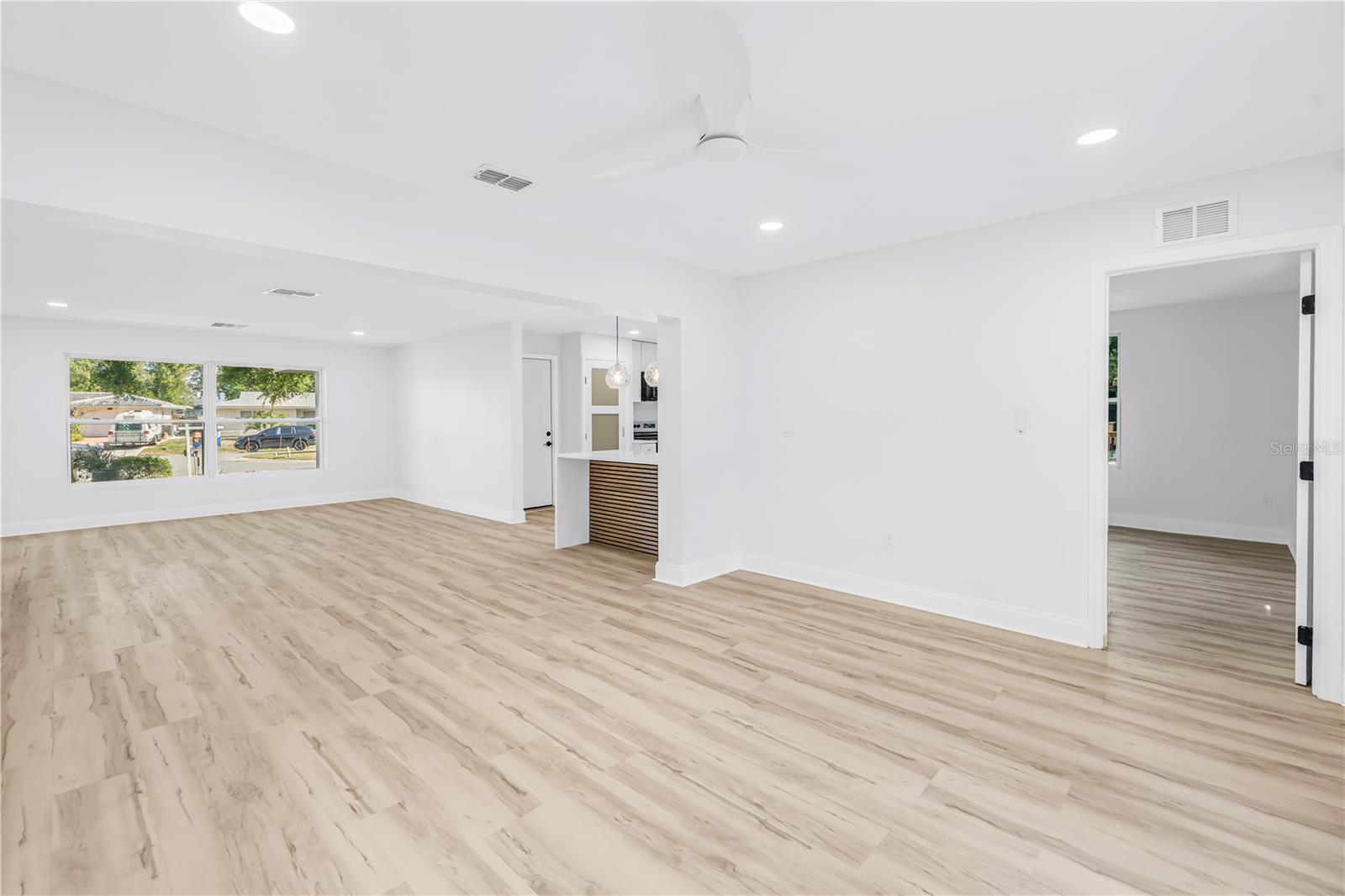 Image 16 of 44 For 2161 Hillwood Court