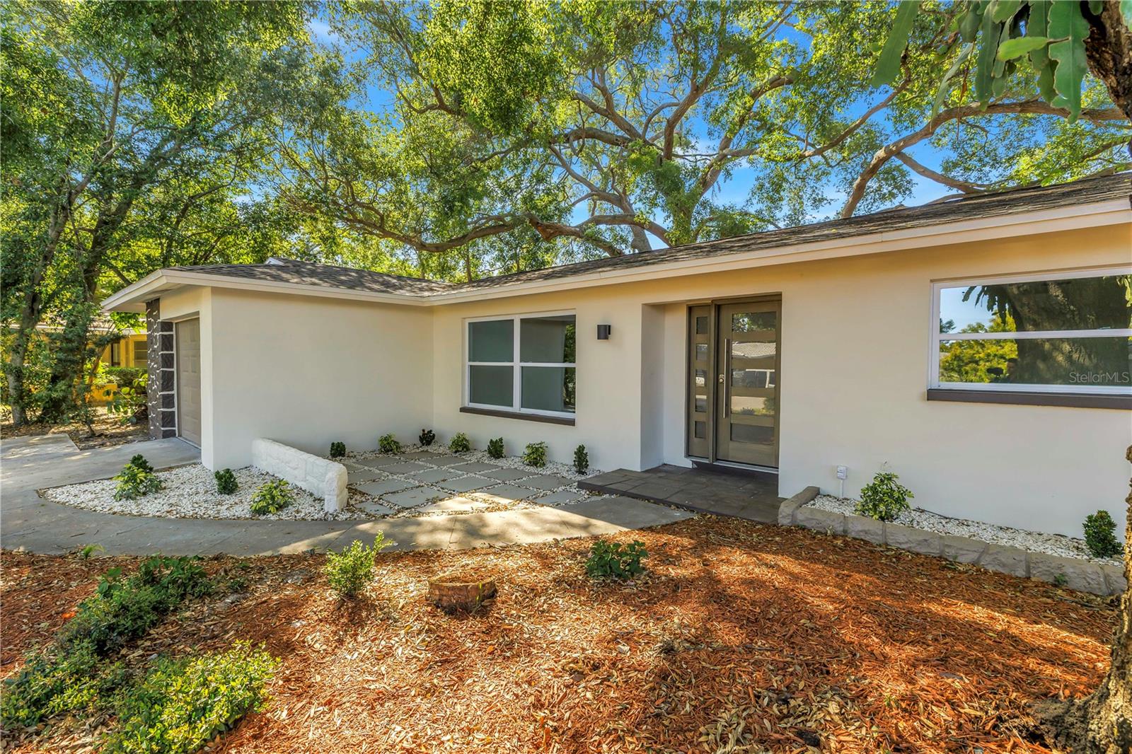 Image 2 of 44 For 2161 Hillwood Court