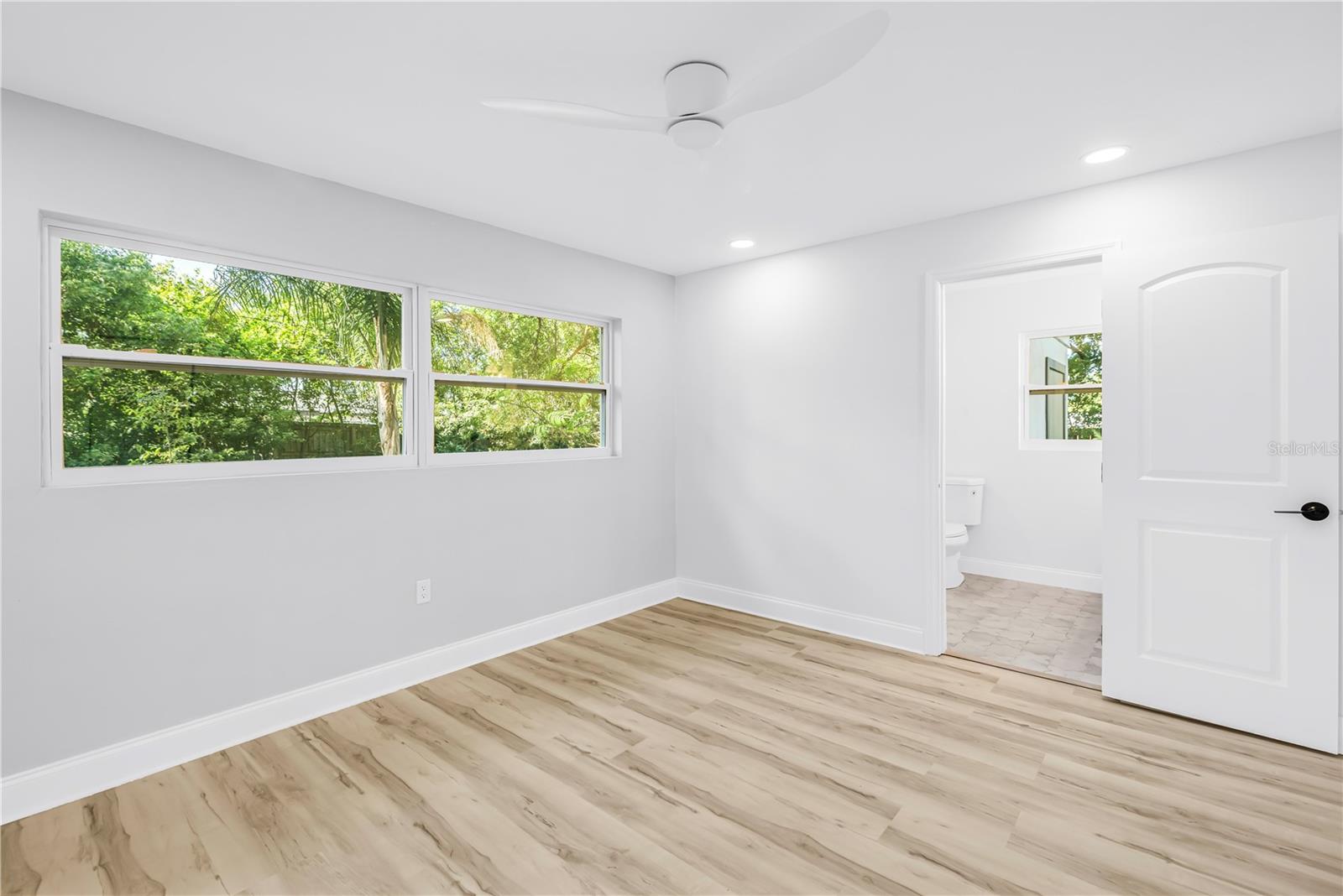 Image 23 of 44 For 2161 Hillwood Court