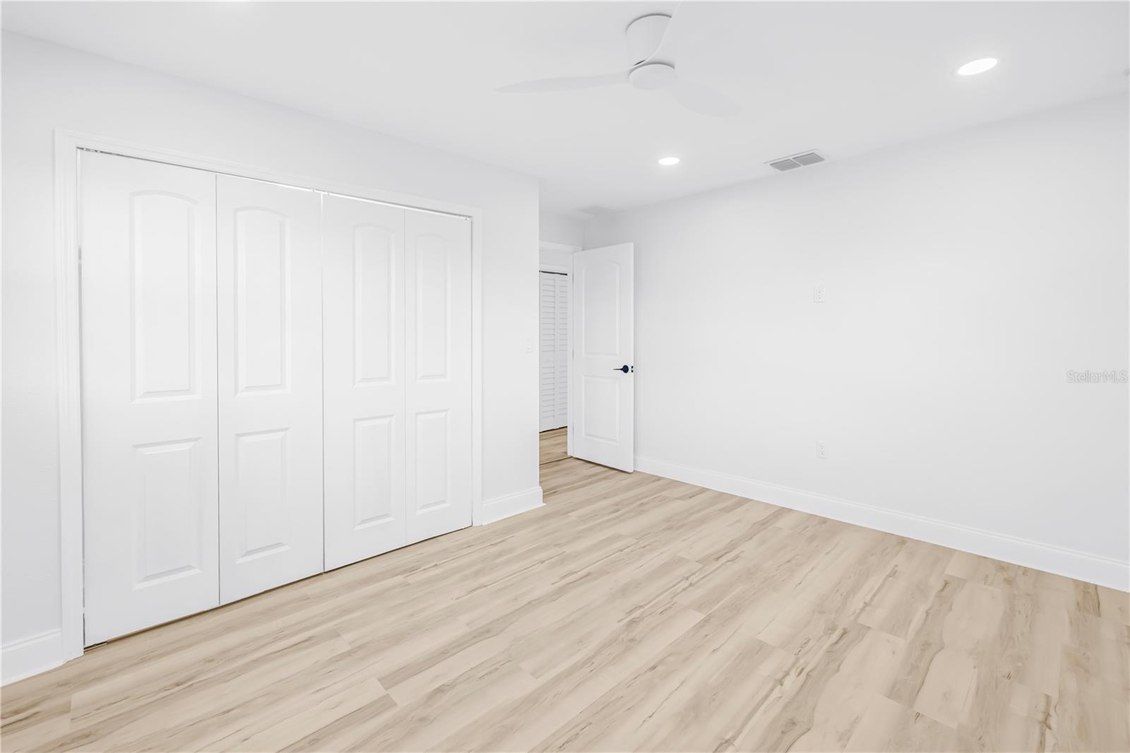 Image 35 of 44 For 2161 Hillwood Court