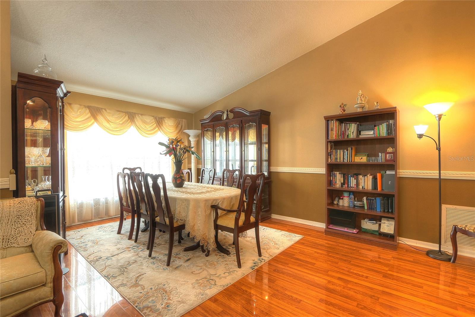 Image 10 of 52 For 11561 Wellman Drive