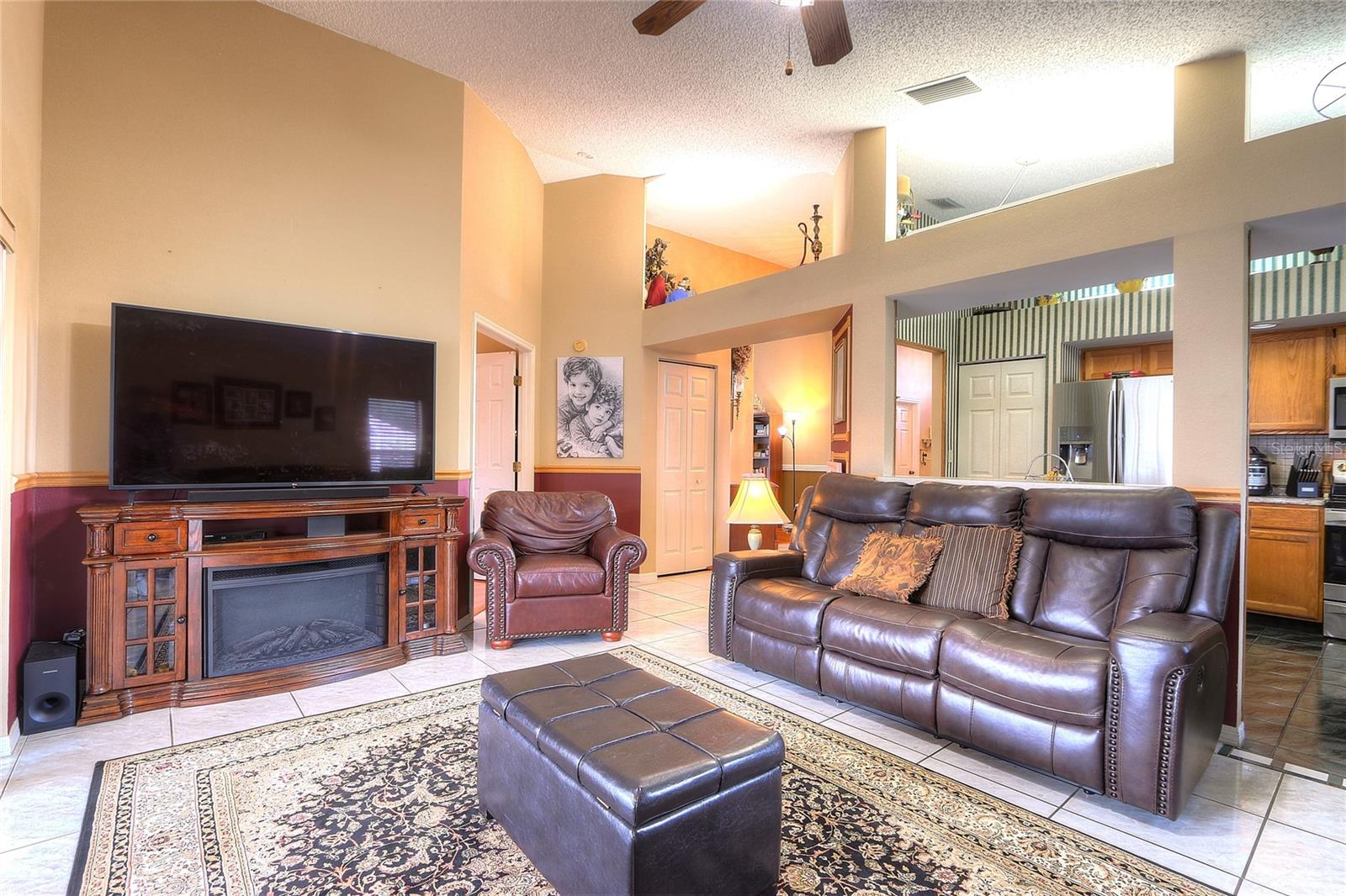 Image 19 of 52 For 11561 Wellman Drive