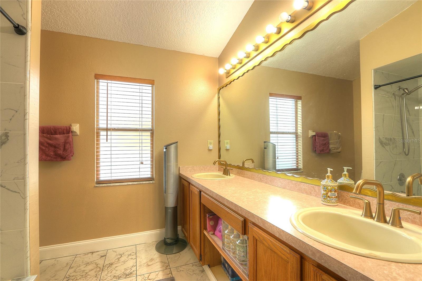 Image 28 of 52 For 11561 Wellman Drive