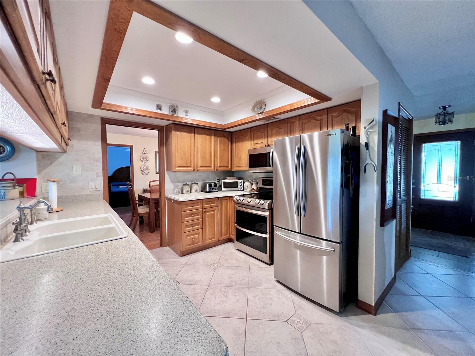 Image 10 of 53 For 2219 Alice Lane