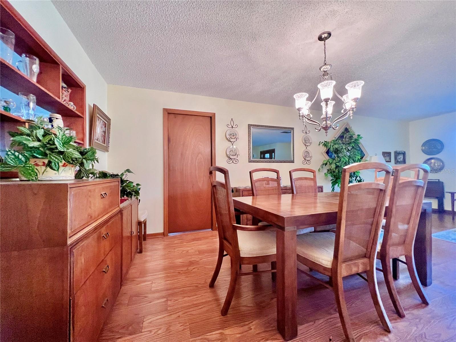 Image 11 of 53 For 2219 Alice Lane