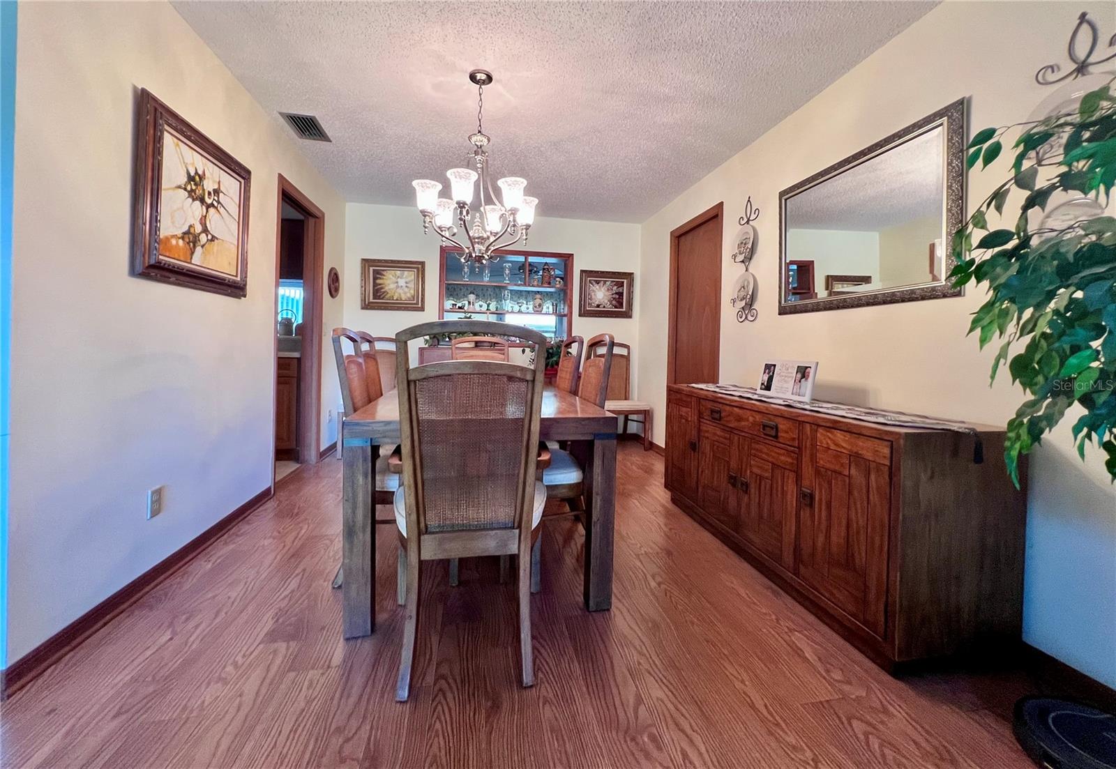 Image 14 of 53 For 2219 Alice Lane