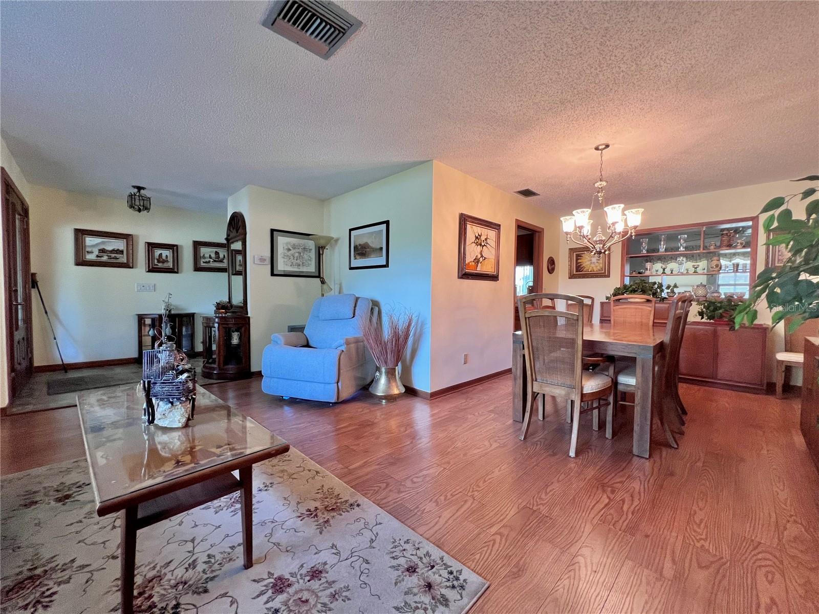 Image 17 of 53 For 2219 Alice Lane