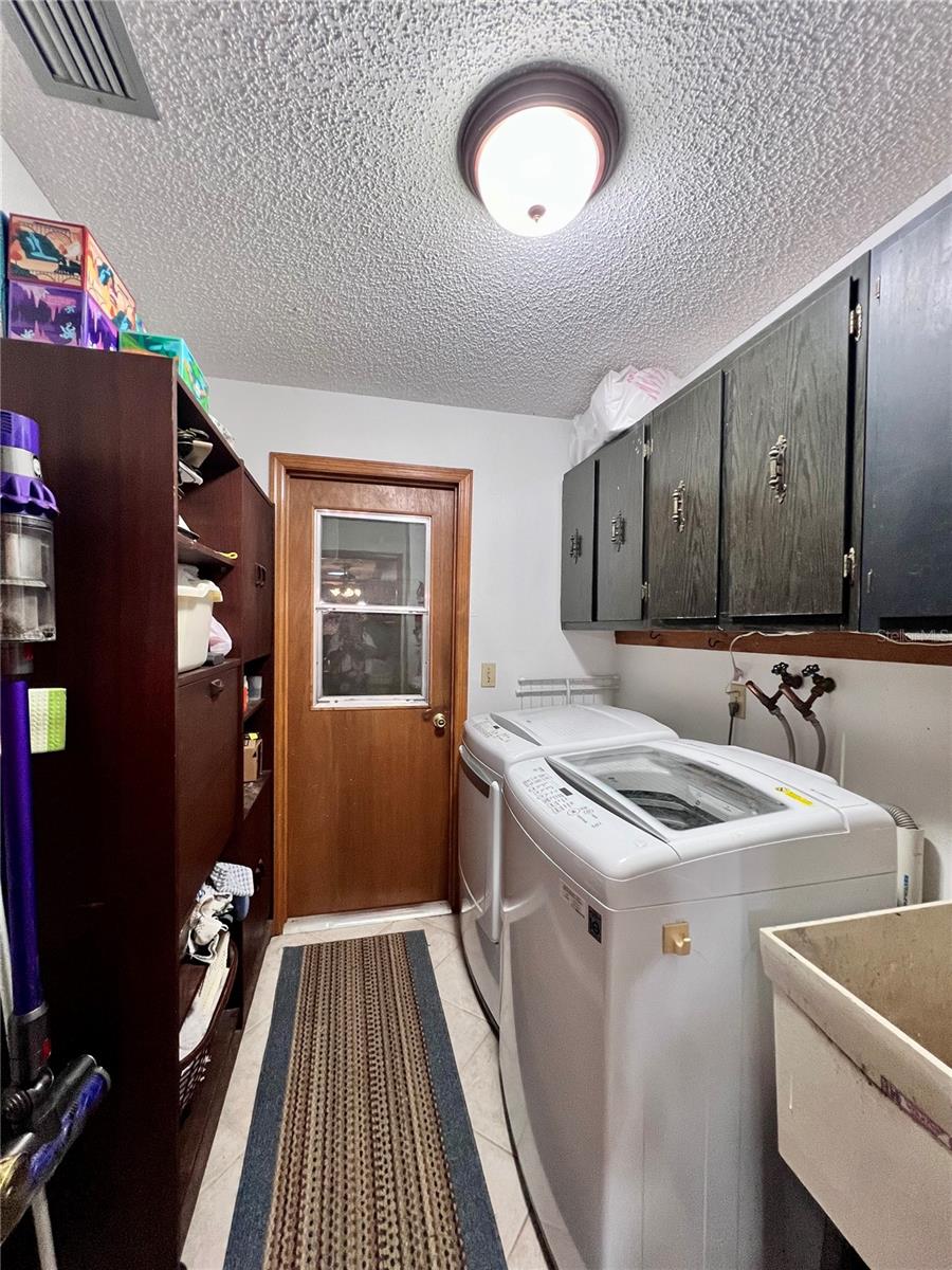 Image 38 of 53 For 2219 Alice Lane