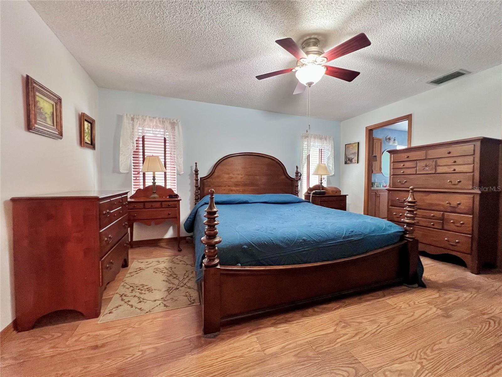 Image 41 of 53 For 2219 Alice Lane