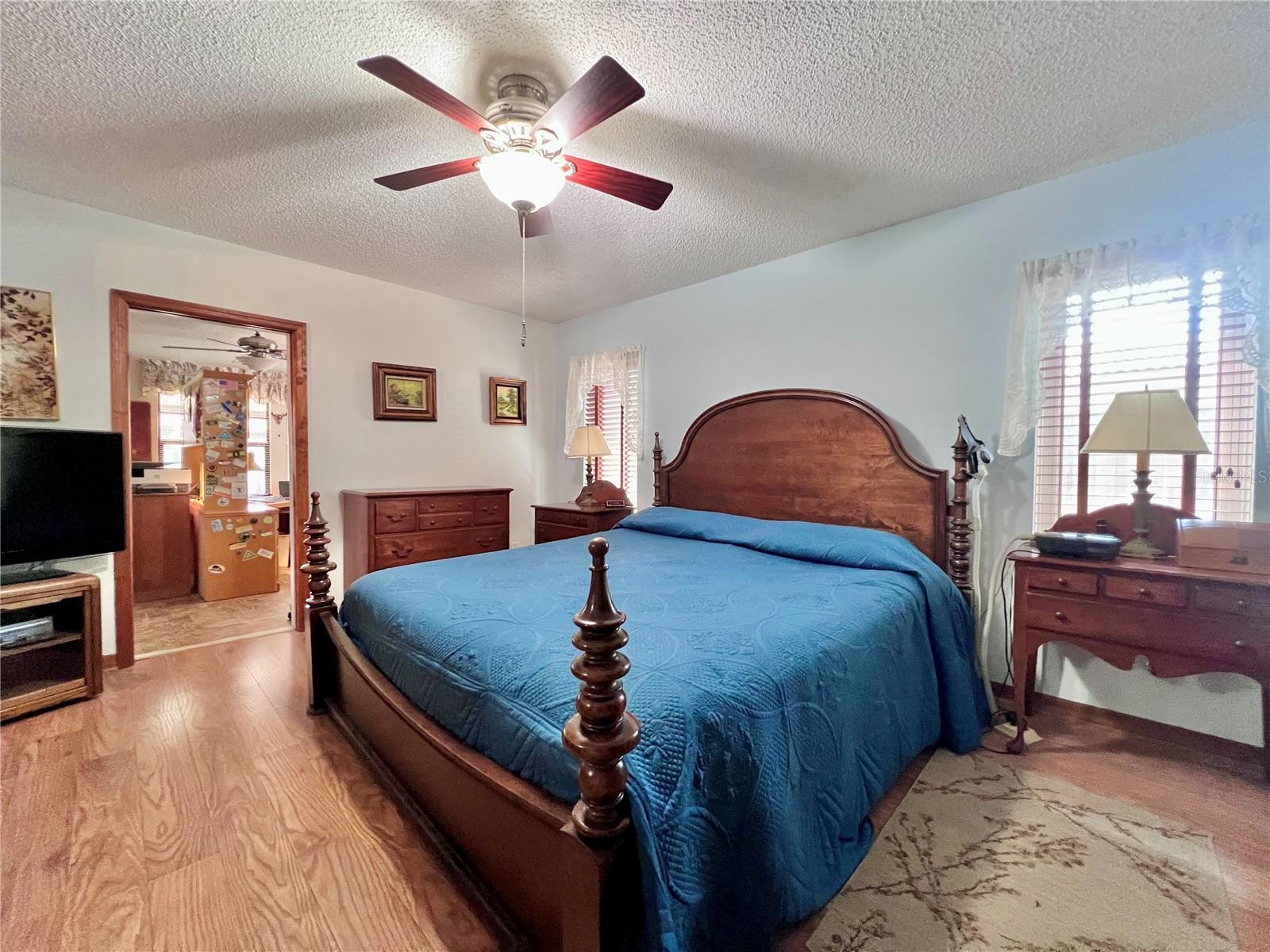 Image 43 of 53 For 2219 Alice Lane