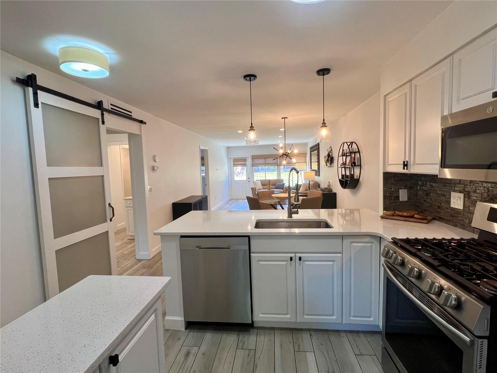 Image 4 of 24 For 1188 Mission Circle 46a