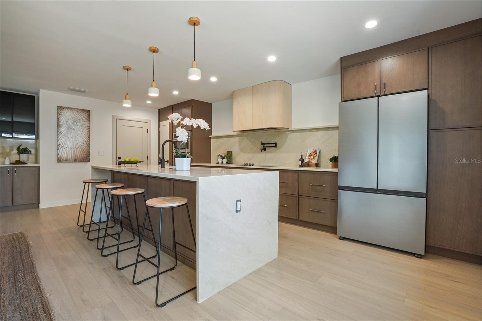 Image 8 of 36 For 2370 Robyn Court