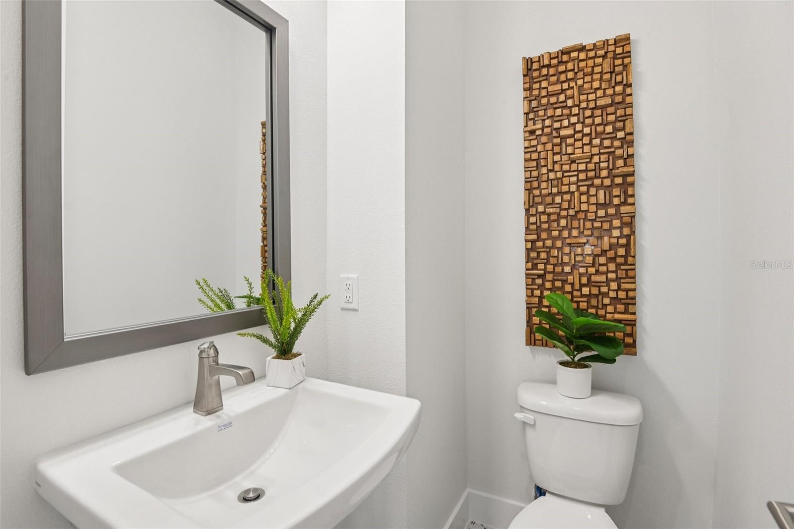 Image 20 of 40 For 3129 4th Terrace N