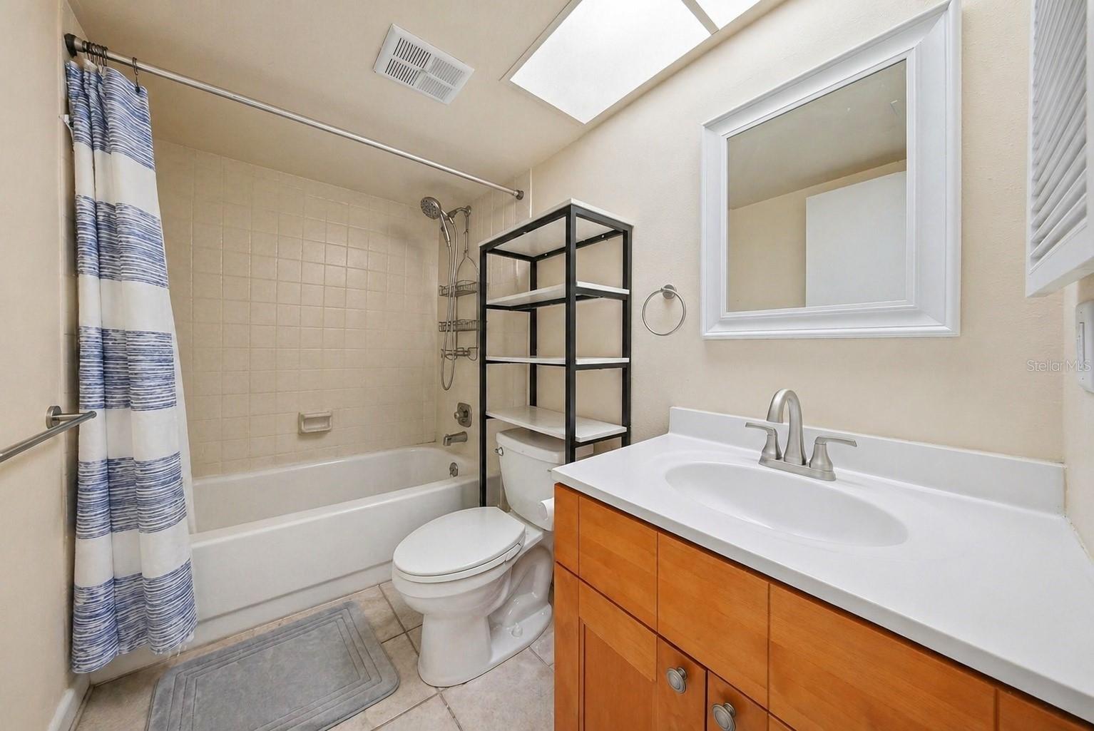 Image 13 of 28 For 2617 Barksdale Court