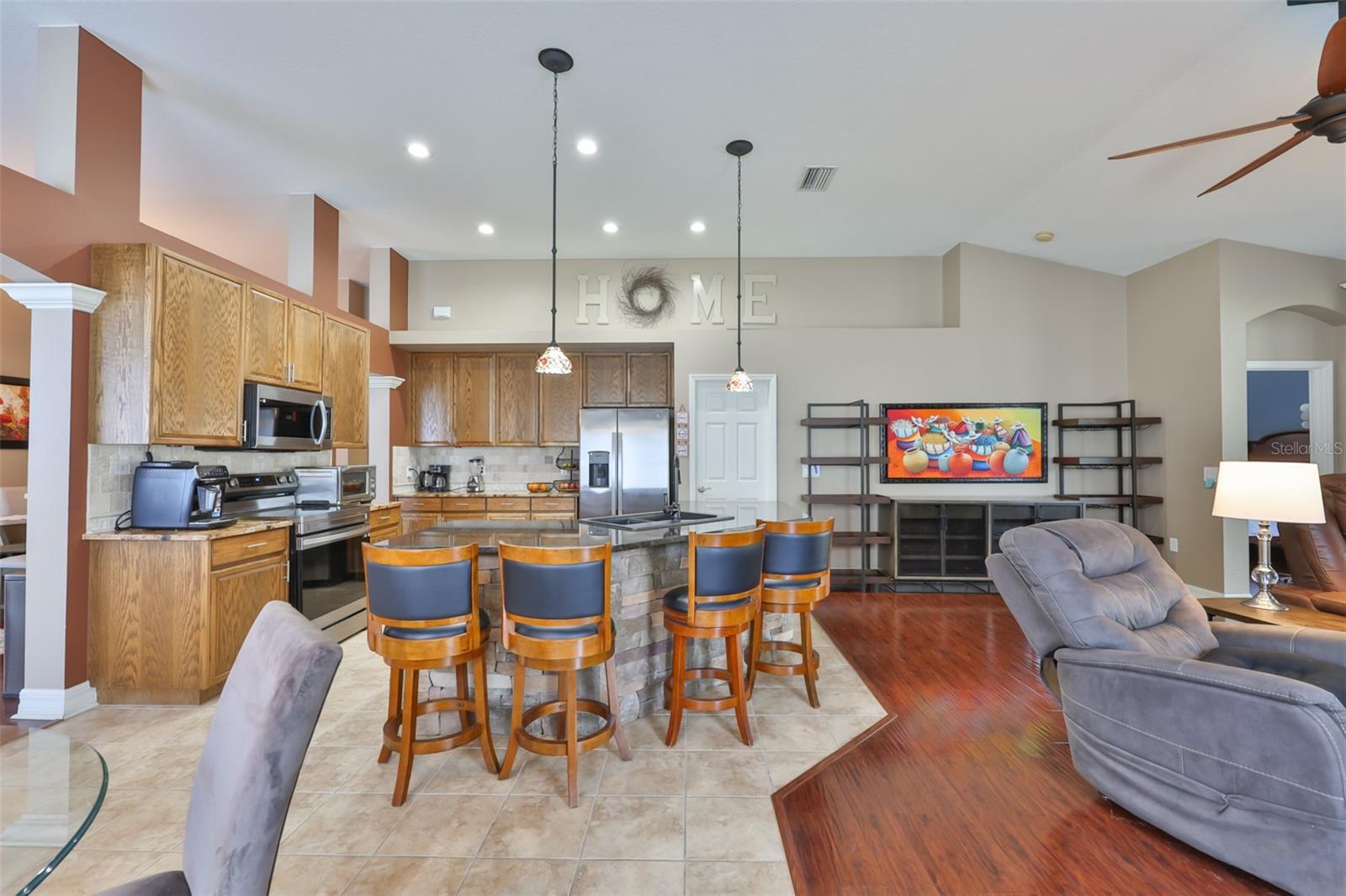 Image 21 of 70 For 7318 Guilford Pine Lane