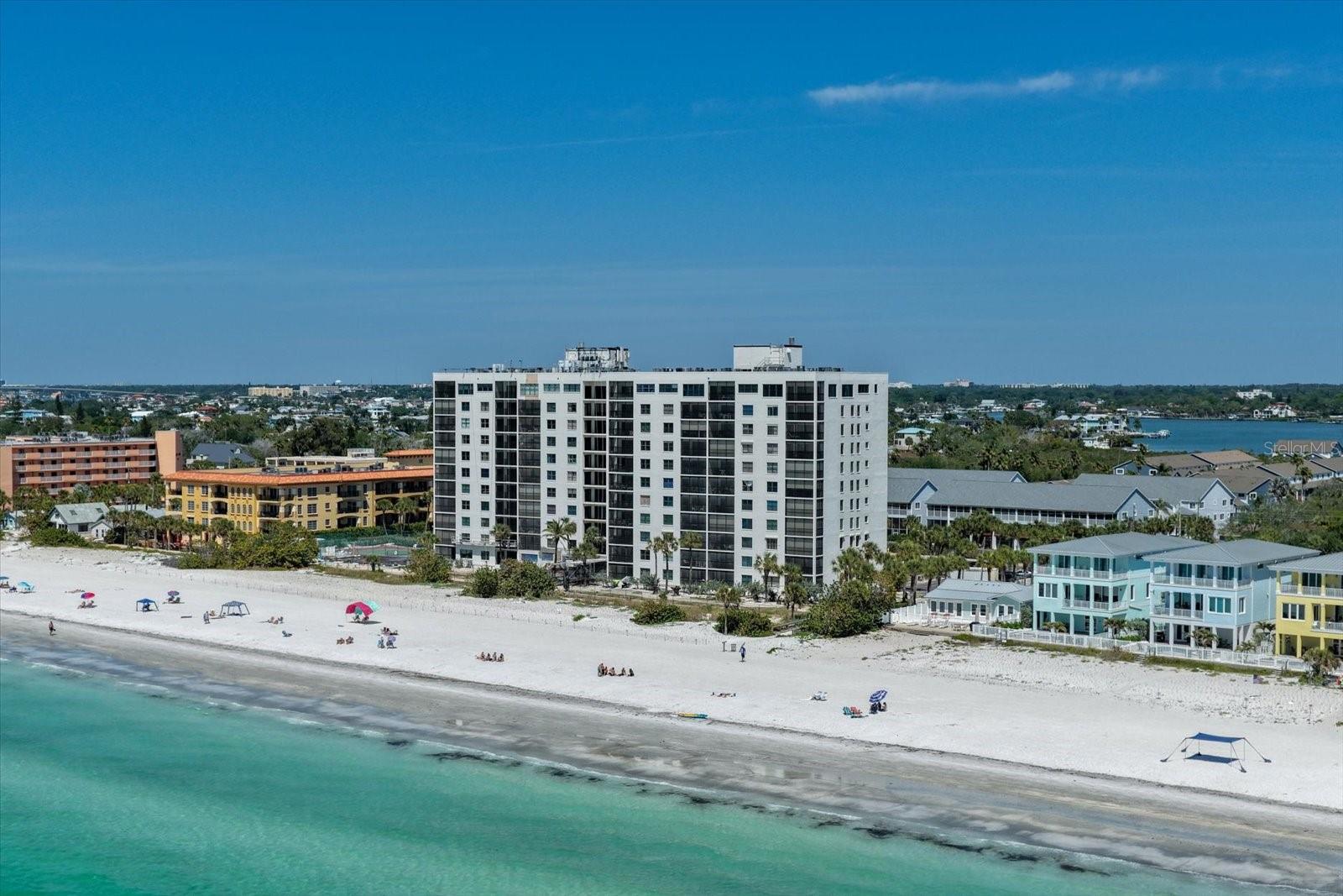 Image 39 of 49 For 900 Gulf Boulevard 204