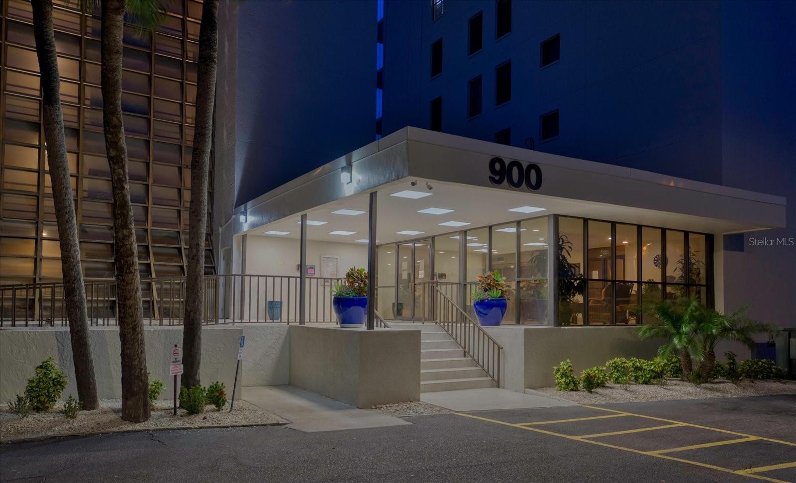 Image 43 of 49 For 900 Gulf Boulevard 204