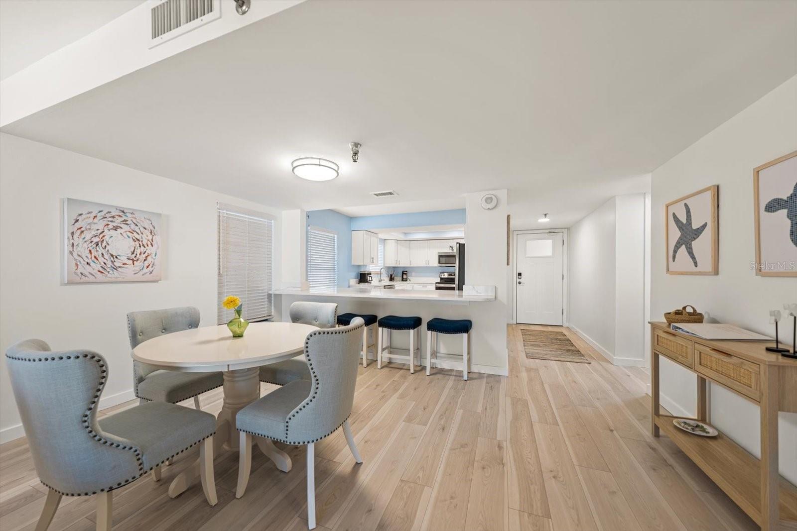 Image 6 of 49 For 900 Gulf Boulevard 204