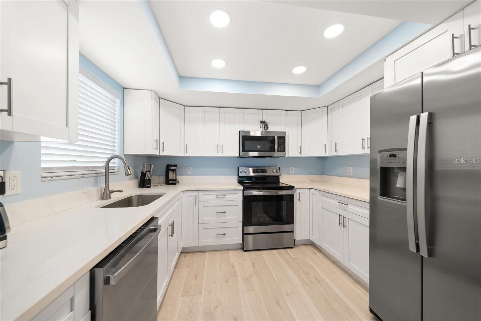 Image 9 of 49 For 900 Gulf Boulevard 204