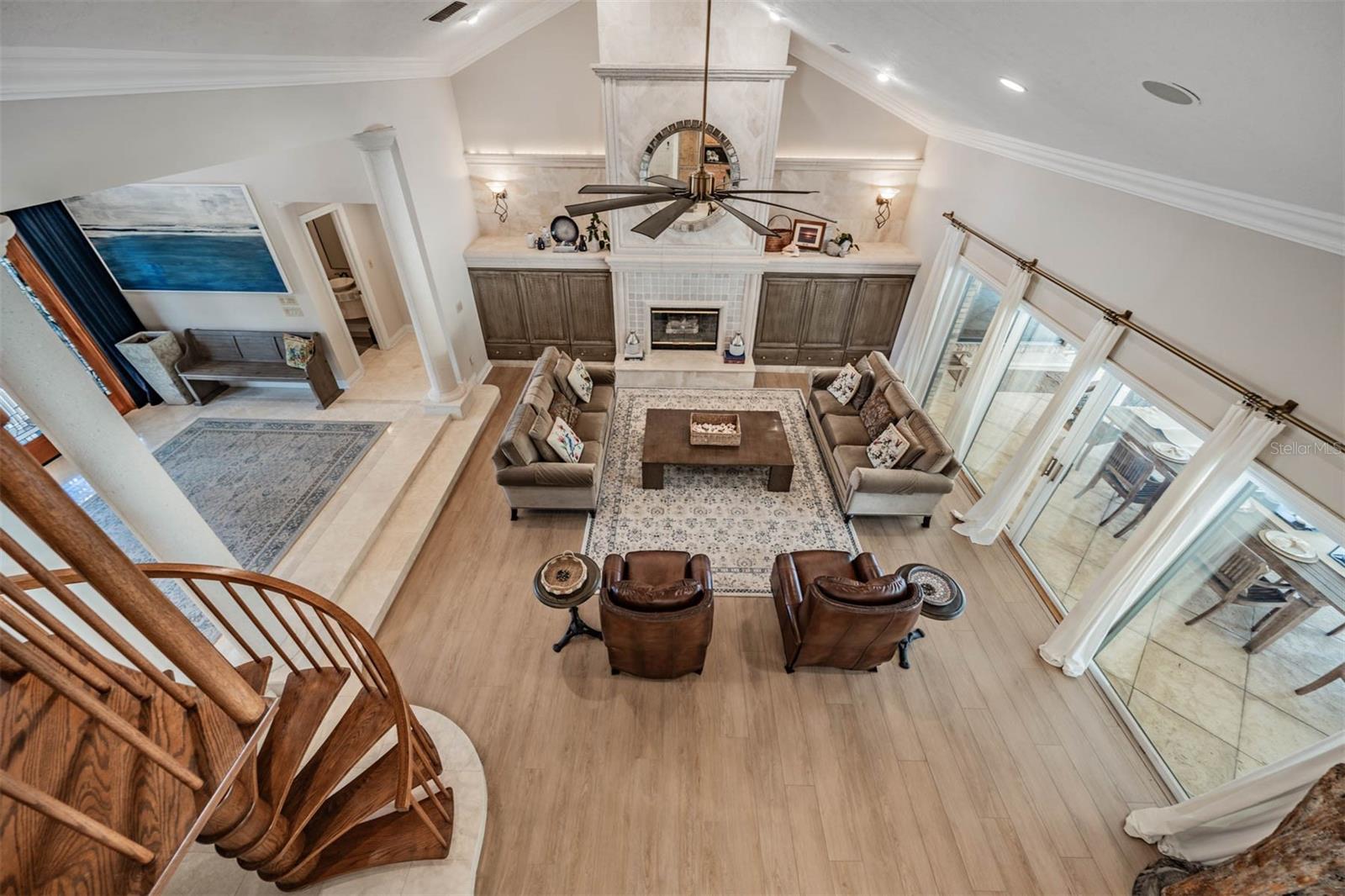 Listing photo id 10 for 18707 Pepper Pike