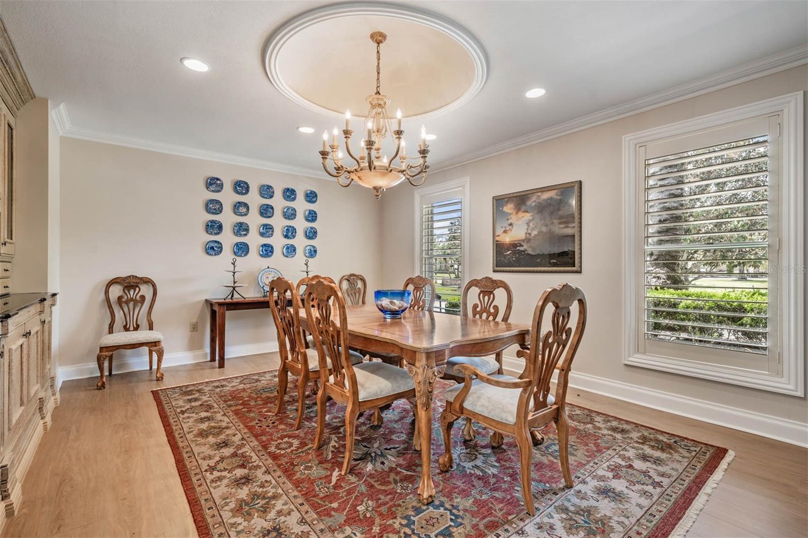 Listing photo id 22 for 18707 Pepper Pike