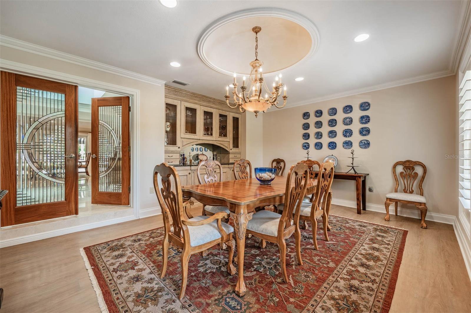 Listing photo id 23 for 18707 Pepper Pike