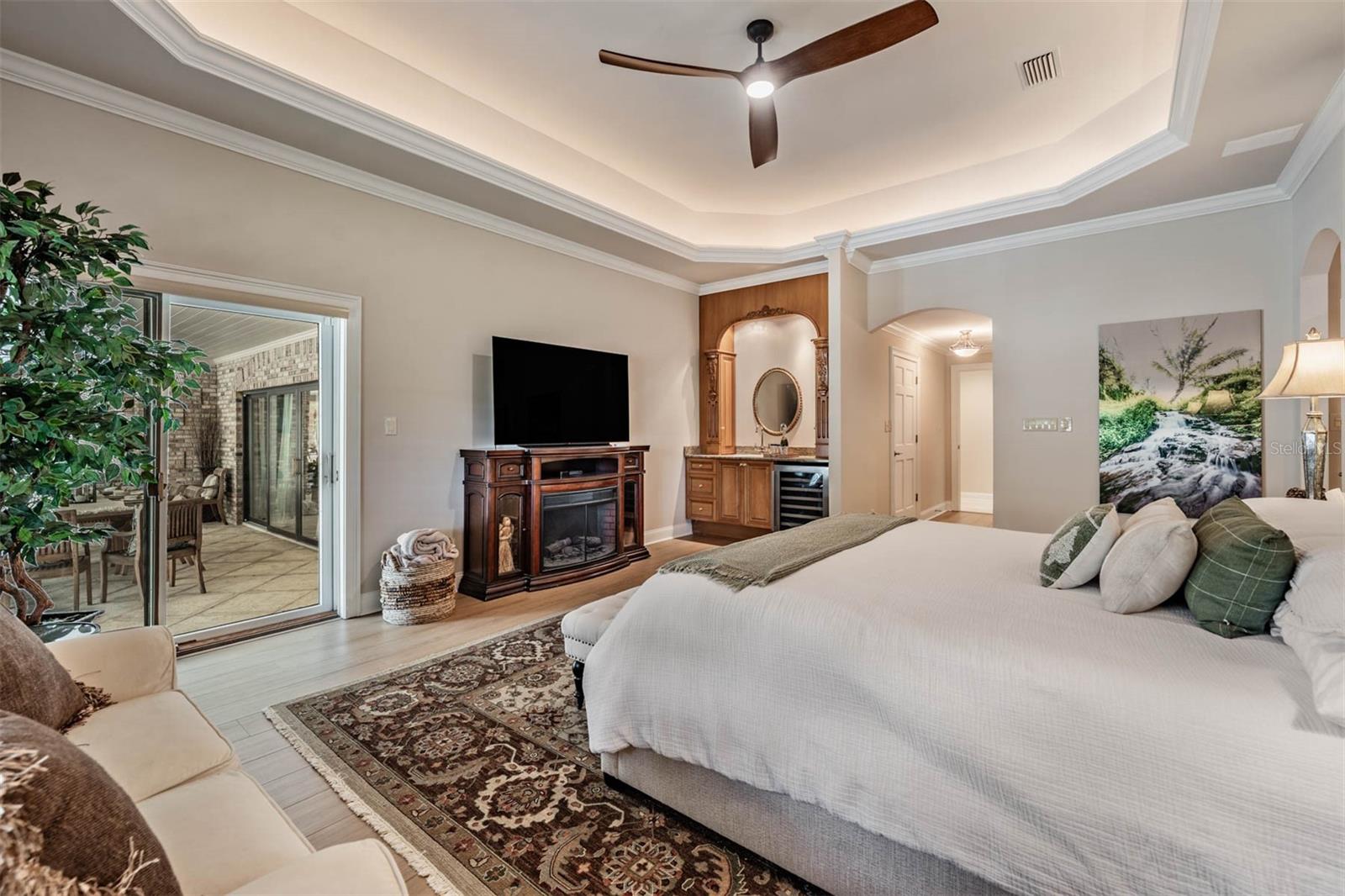 Listing photo id 28 for 18707 Pepper Pike