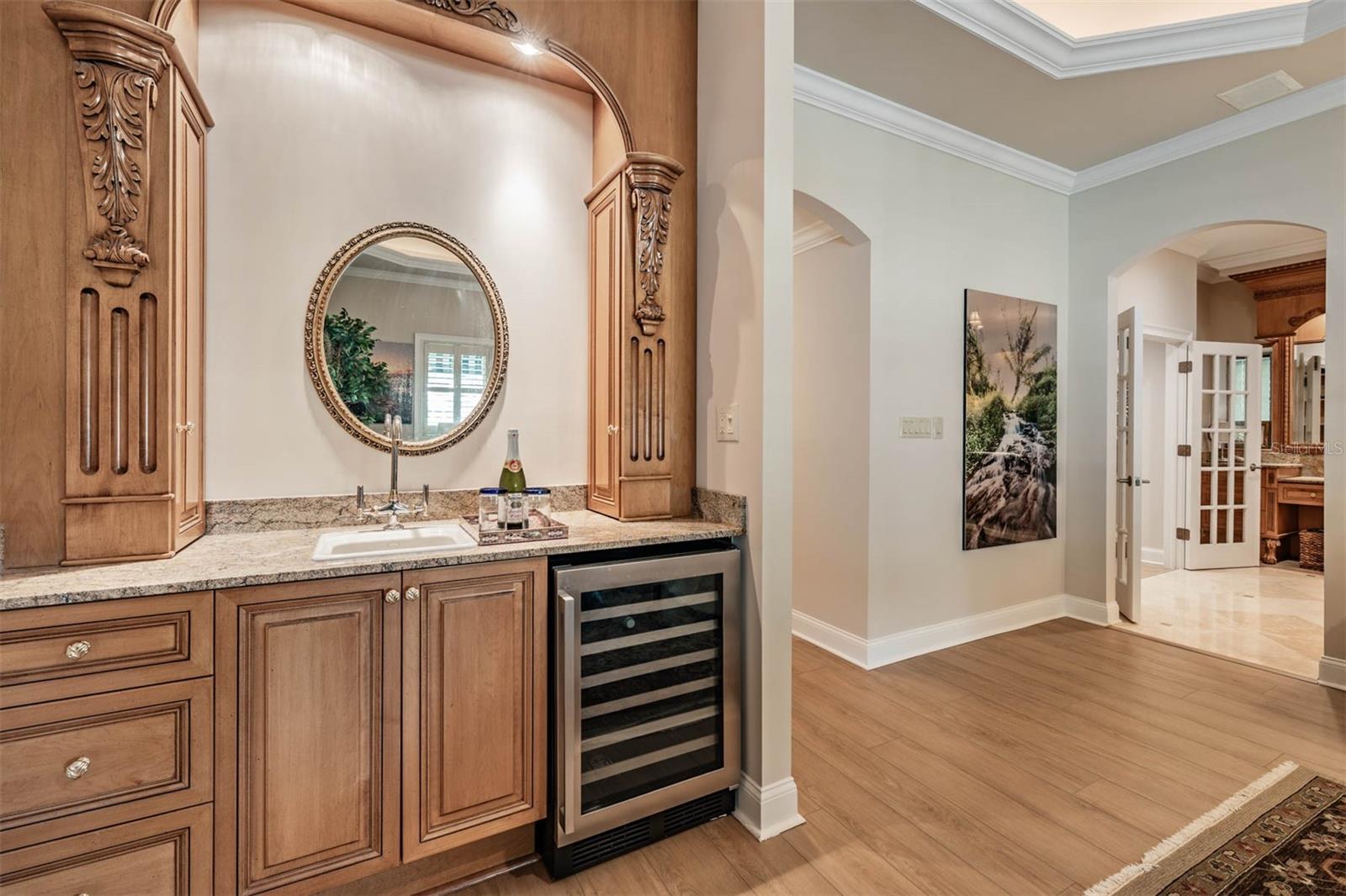 Listing photo id 29 for 18707 Pepper Pike