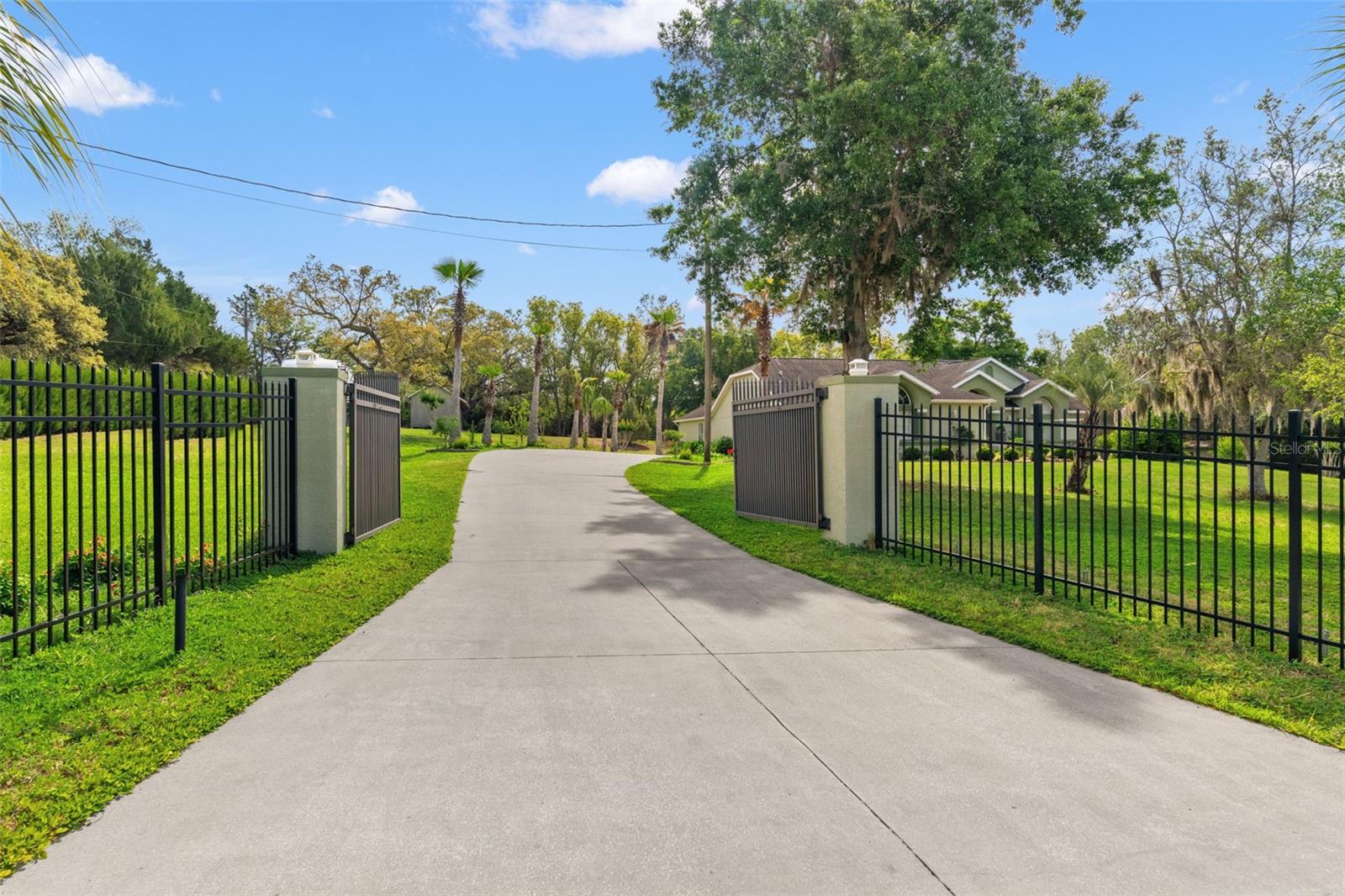 Image 36 of 80 For 9050 Weeping Willow Street