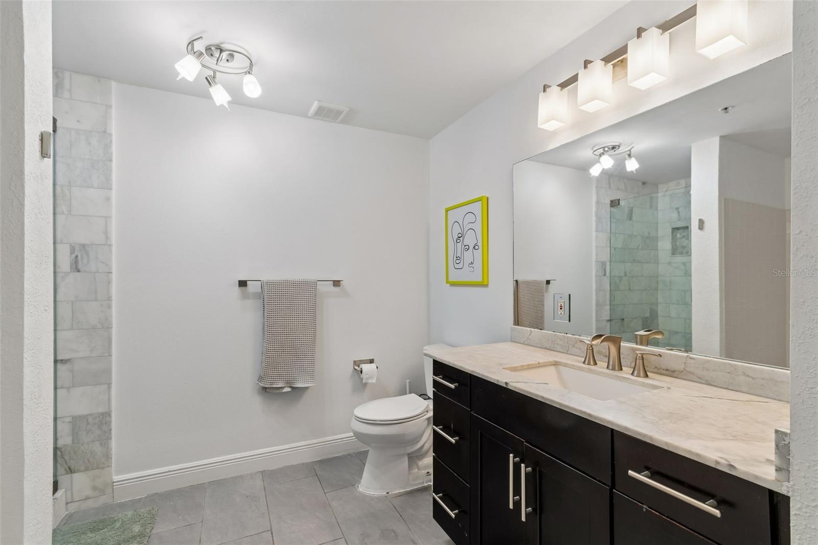 Image 18 of 66 For 345 Bayshore Boulevard 1510