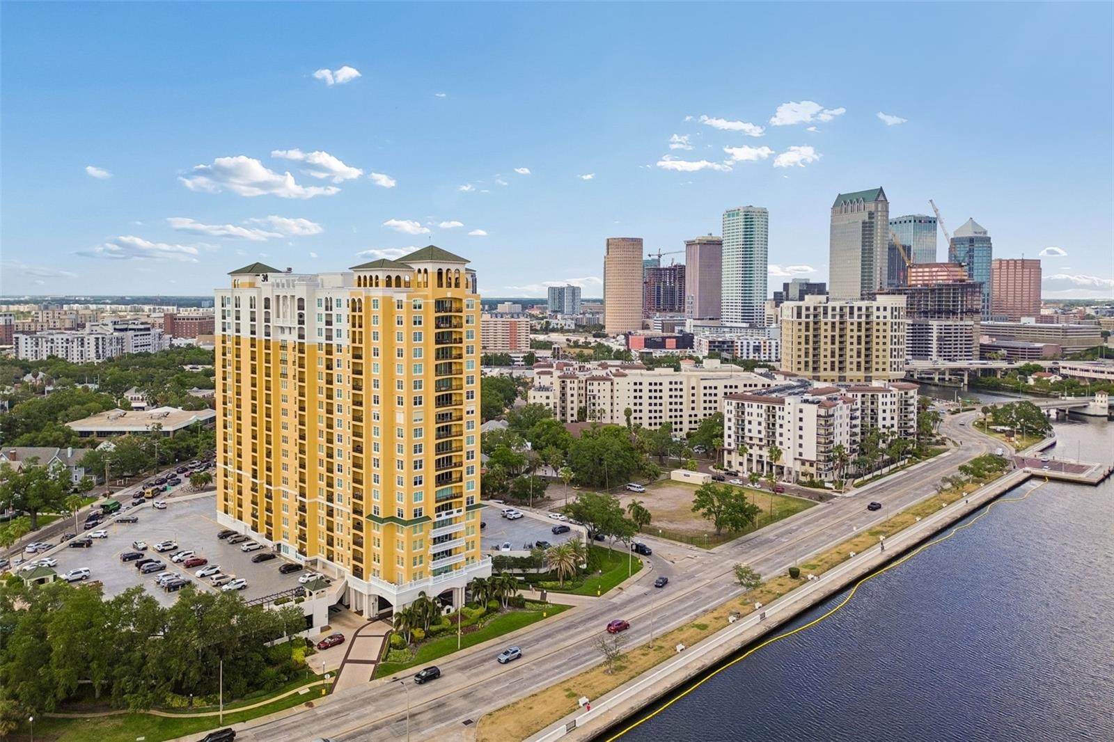 Image 48 of 66 For 345 Bayshore Boulevard 1510