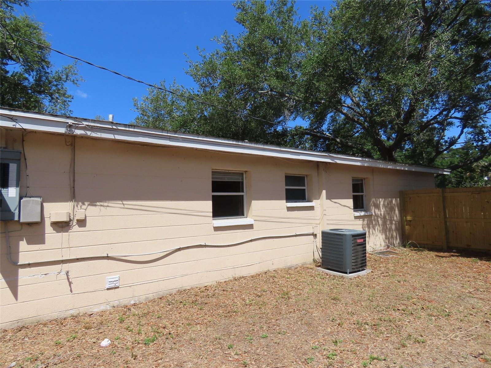 Image 5 of 23 For 6595 64th Way N