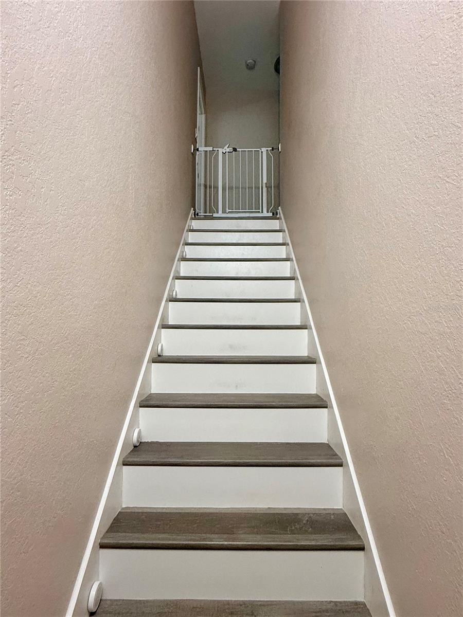 Image 14 of 48 For 13201 Opal Court