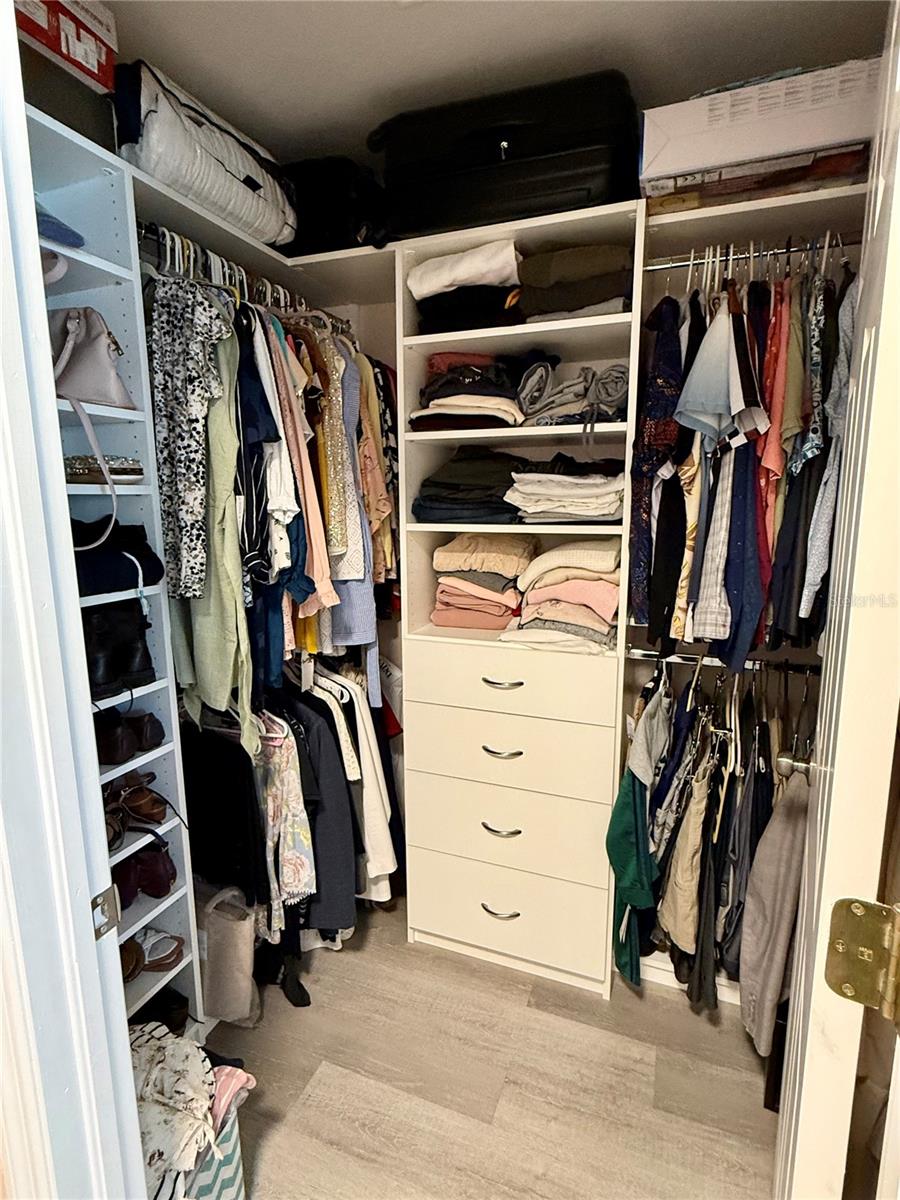 Image 16 of 48 For 13201 Opal Court